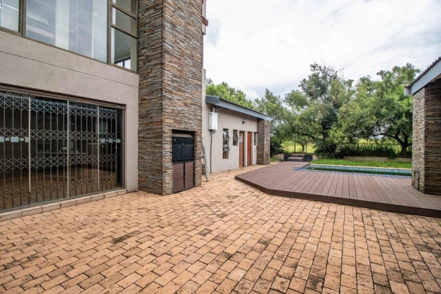 7 Bedroom Property for Sale in Serengeti Lifestyle Estate Gauteng
