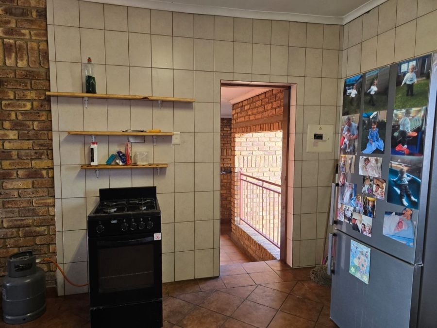 2 Bedroom Property for Sale in Ravensklip Gauteng