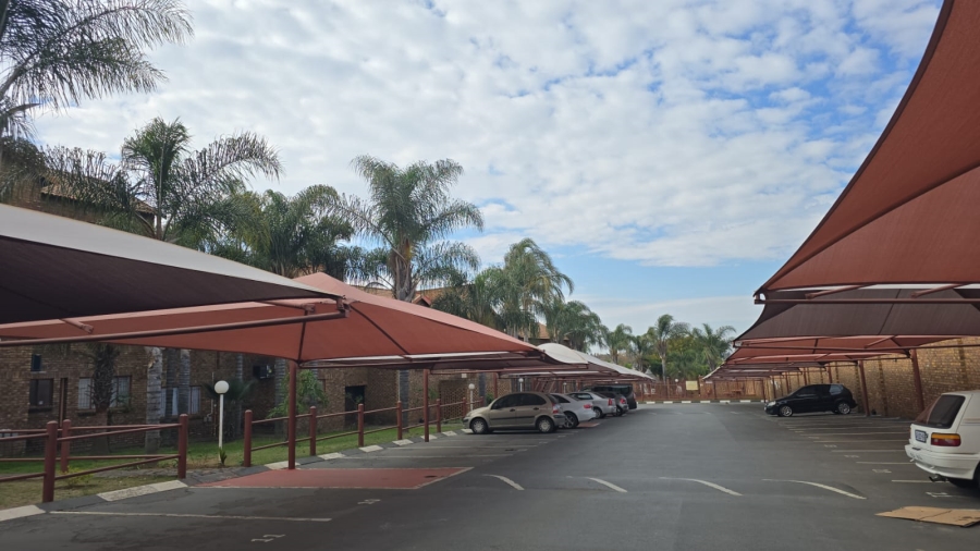 2 Bedroom Property for Sale in Ravensklip Gauteng