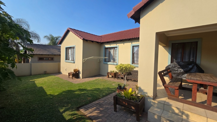 3 Bedroom Property for Sale in Thatchfield Glen Gauteng