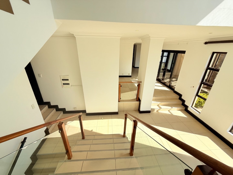 5 Bedroom Property for Sale in Blue Valley Golf Estate Gauteng