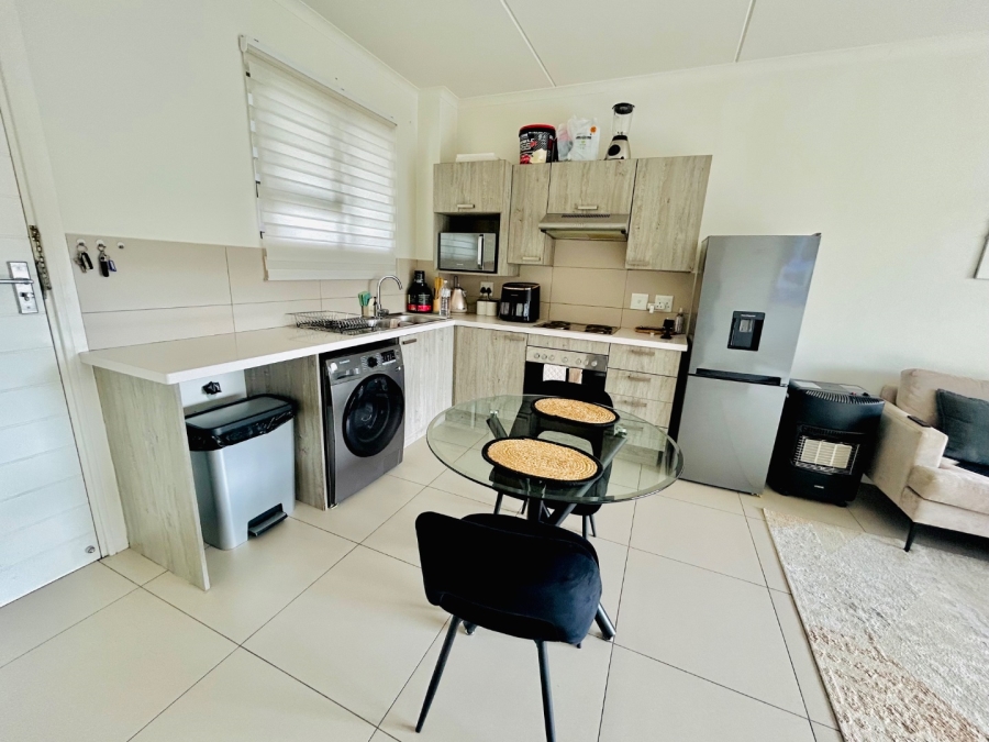 1 Bedroom Property for Sale in Carlswald Gauteng