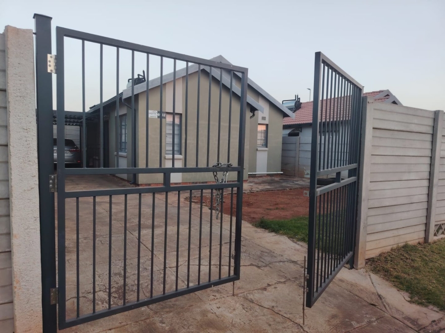 3 Bedroom Property for Sale in Albertsdal Gauteng