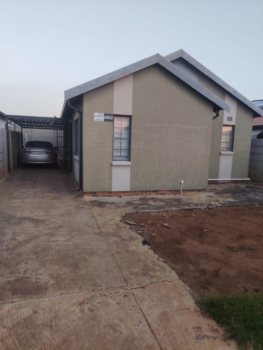 3 Bedroom Property for Sale in Albertsdal Gauteng