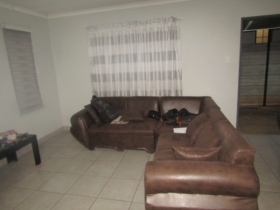 3 Bedroom Property for Sale in Albertsdal Gauteng