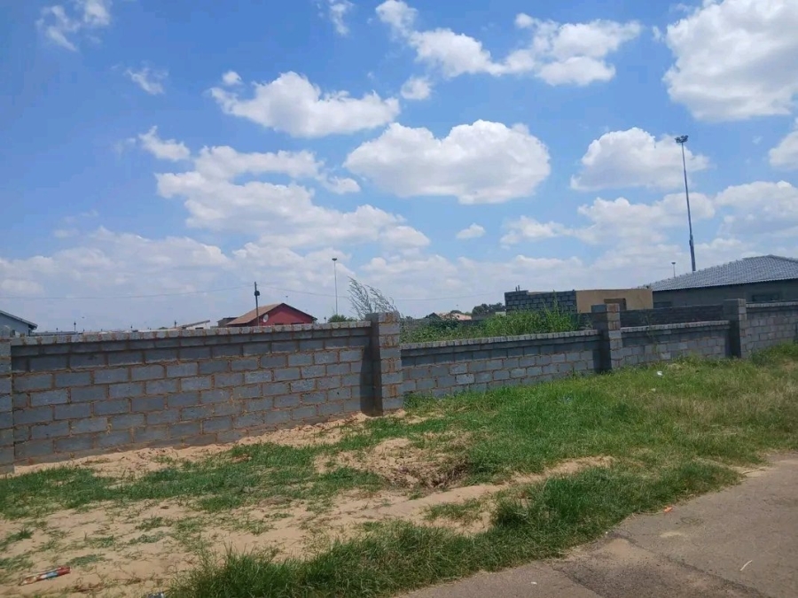 Commercial Property for Sale in Mohlakeng Gauteng