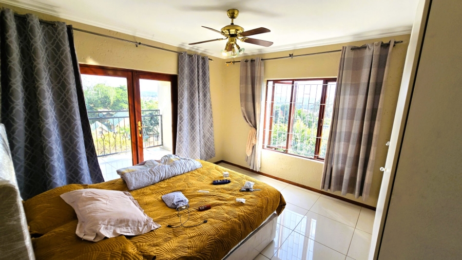 5 Bedroom Property for Sale in Faerie Glen Gauteng