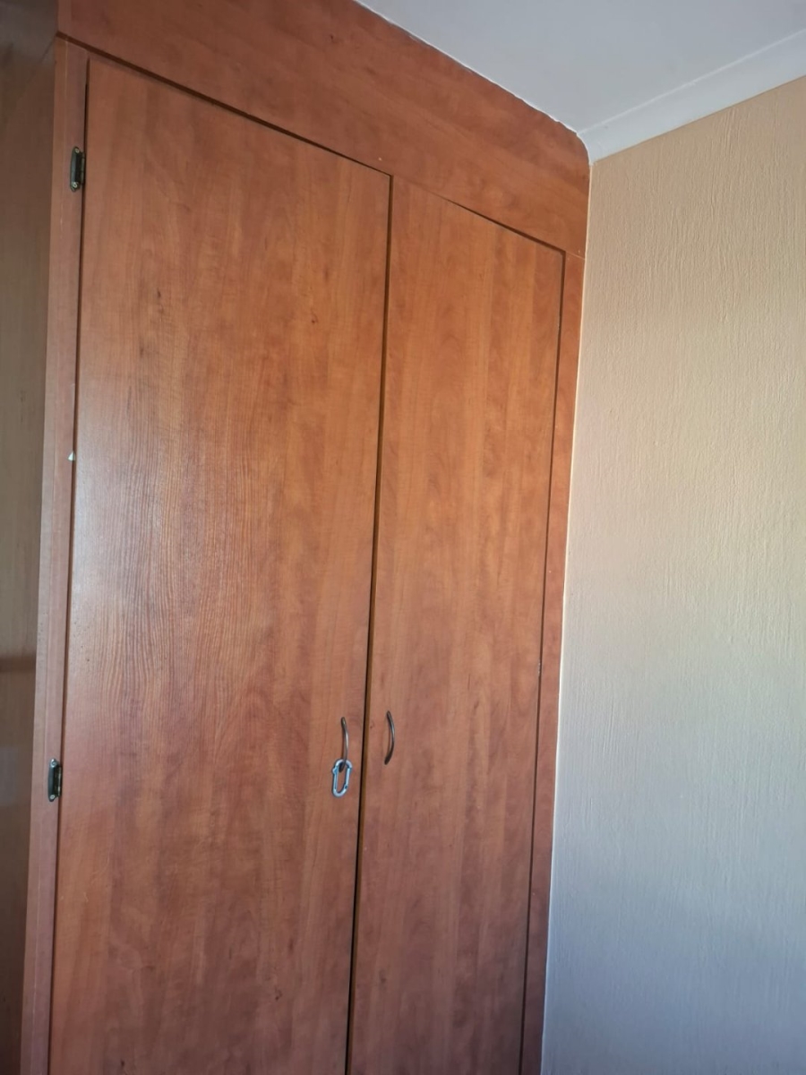 2 Bedroom Property for Sale in Terenure Gauteng