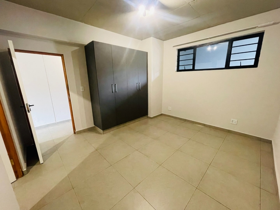To Let 1 Bedroom Property for Rent in Rivonia Gauteng