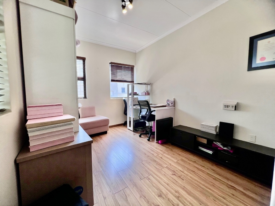 To Let 3 Bedroom Property for Rent in Bronberg Gauteng