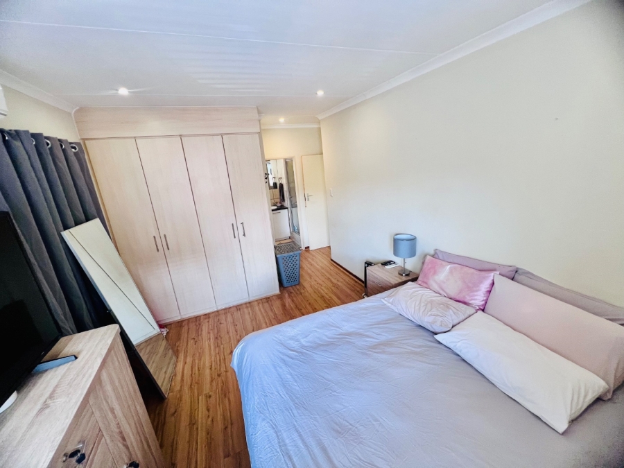 To Let 3 Bedroom Property for Rent in Bronberg Gauteng