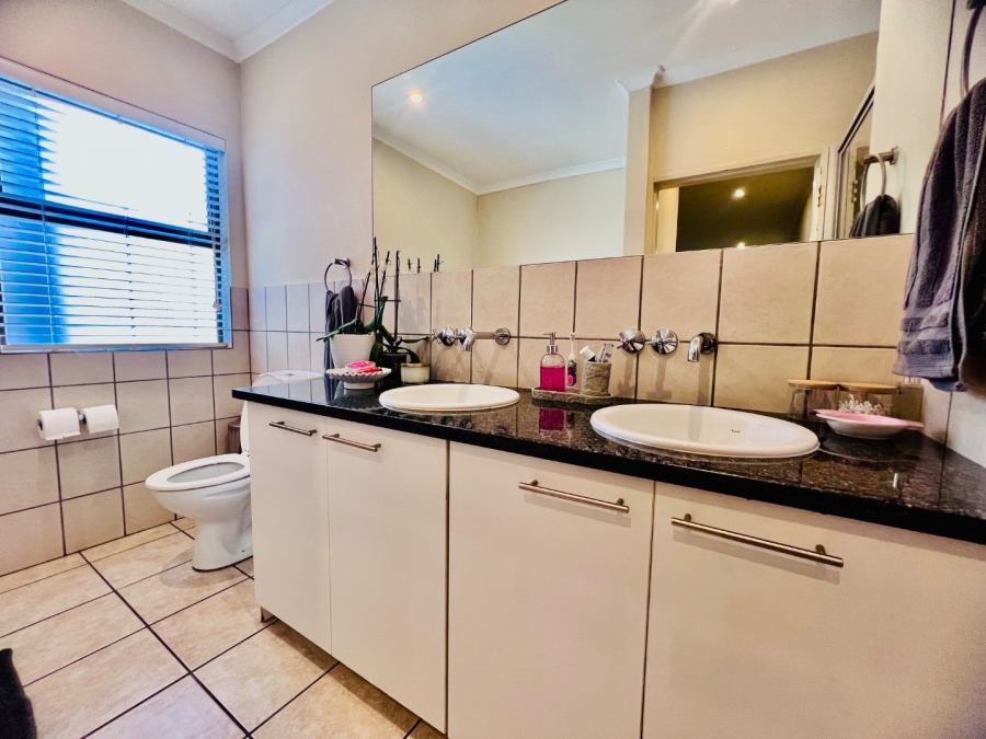 To Let 3 Bedroom Property for Rent in Bronberg Gauteng