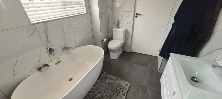 4 Bedroom Property for Sale in Kempton Park Ah Gauteng