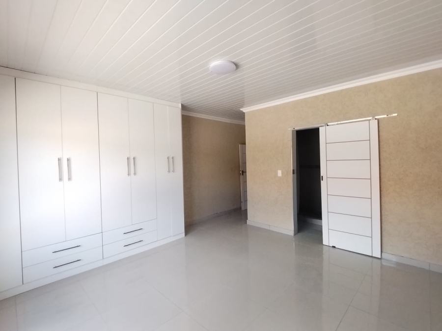 4 Bedroom Property for Sale in Riversdale Gauteng
