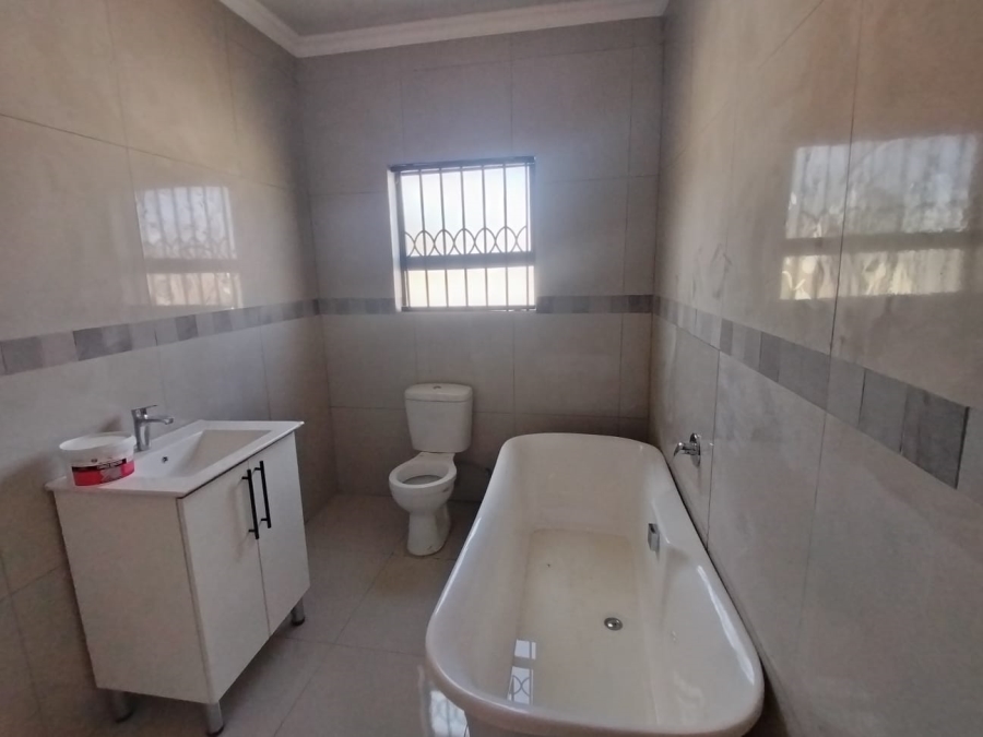 4 Bedroom Property for Sale in Riversdale Gauteng