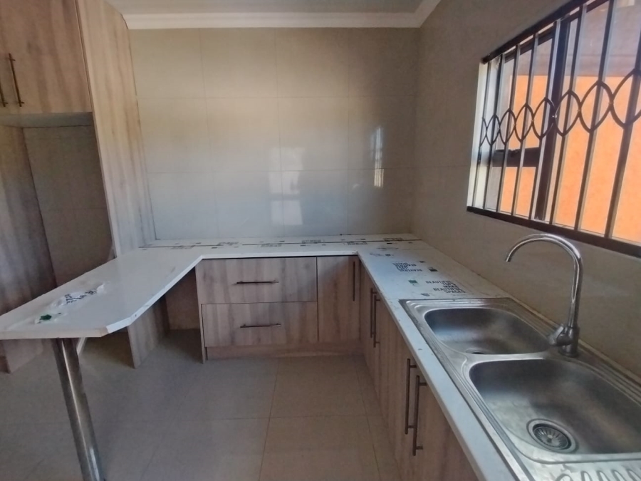 4 Bedroom Property for Sale in Riversdale Gauteng