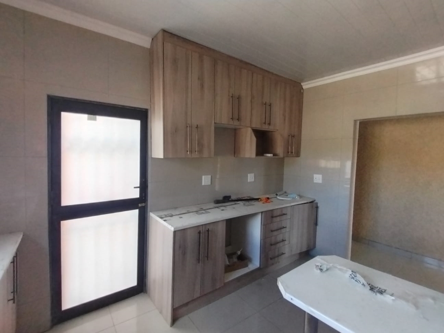 4 Bedroom Property for Sale in Riversdale Gauteng