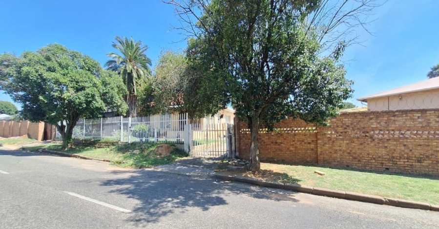 4 Bedroom Property for Sale in Elsburg Gauteng