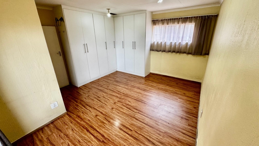 To Let 3 Bedroom Property for Rent in The Reeds Gauteng
