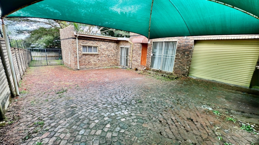 To Let 3 Bedroom Property for Rent in The Reeds Gauteng