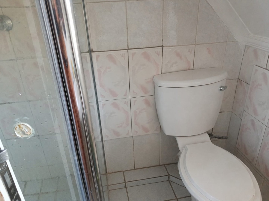 2 Bedroom Property for Sale in Halfway Gardens Gauteng