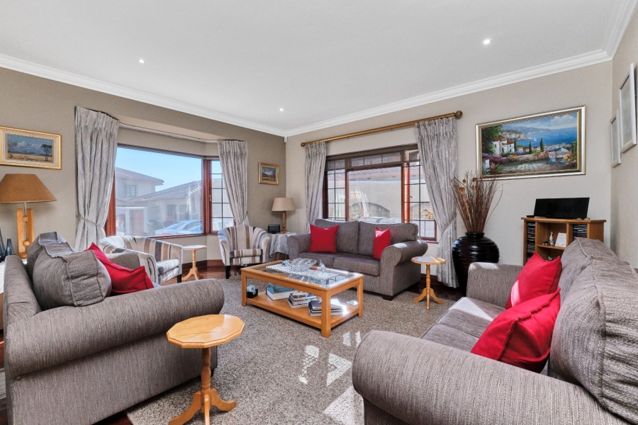 3 Bedroom Property for Sale in Fairland Gauteng