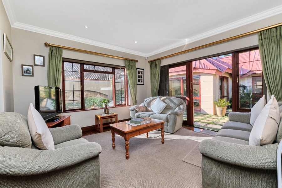 3 Bedroom Property for Sale in Fairland Gauteng
