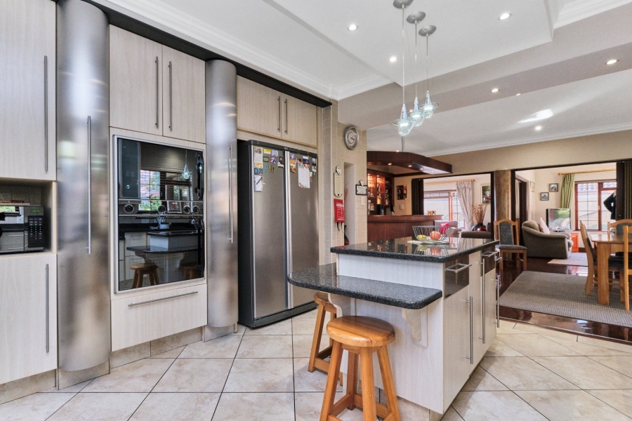 3 Bedroom Property for Sale in Fairland Gauteng