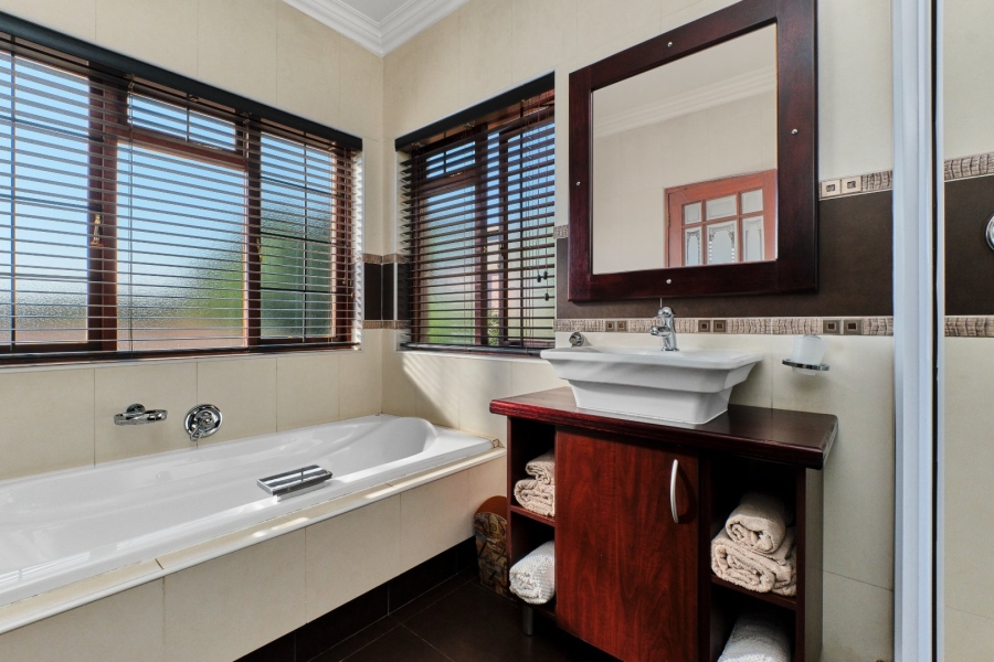 3 Bedroom Property for Sale in Fairland Gauteng