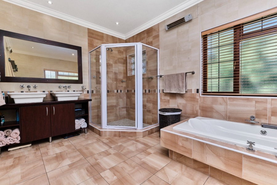 3 Bedroom Property for Sale in Fairland Gauteng