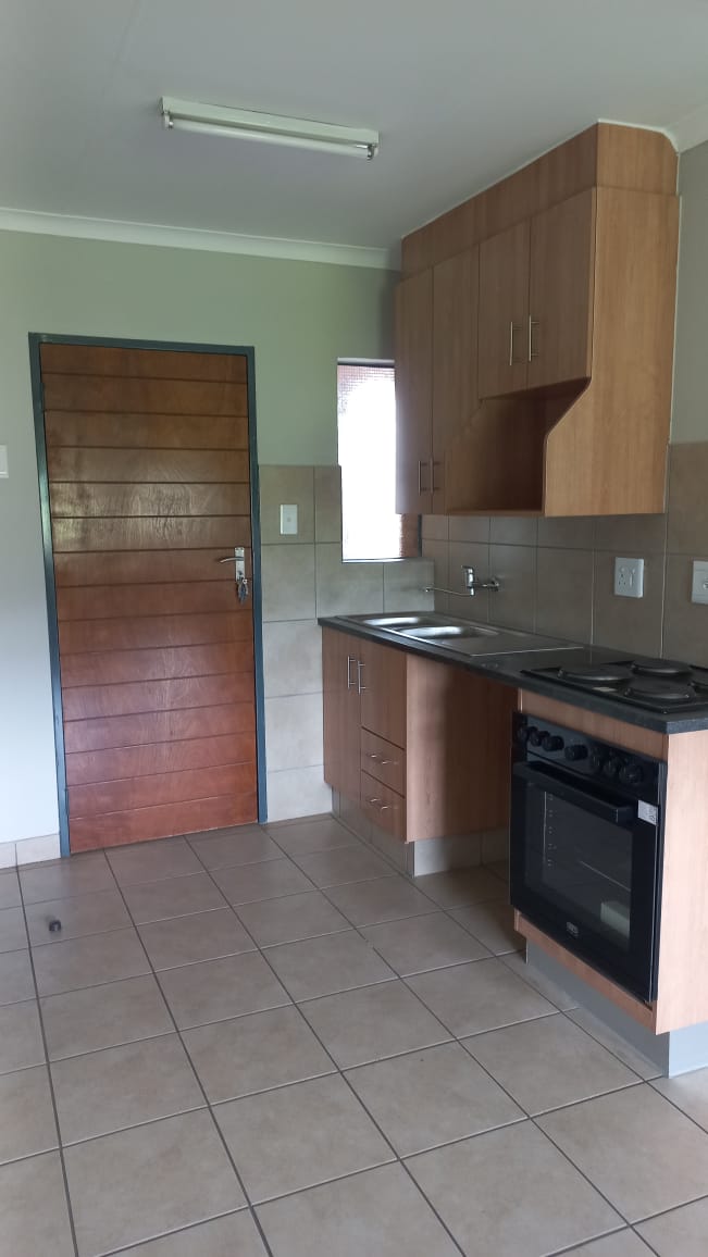 To Let 2 Bedroom Property for Rent in Kibler Park Gauteng