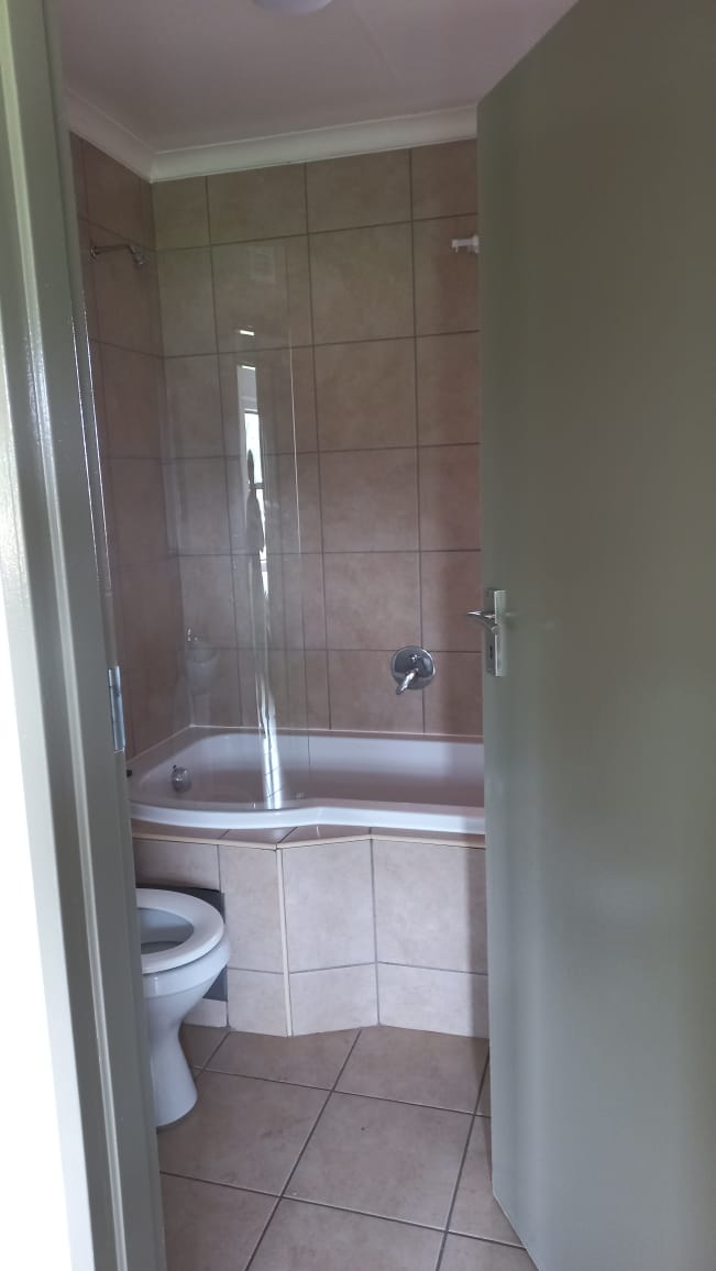 To Let 2 Bedroom Property for Rent in Kibler Park Gauteng