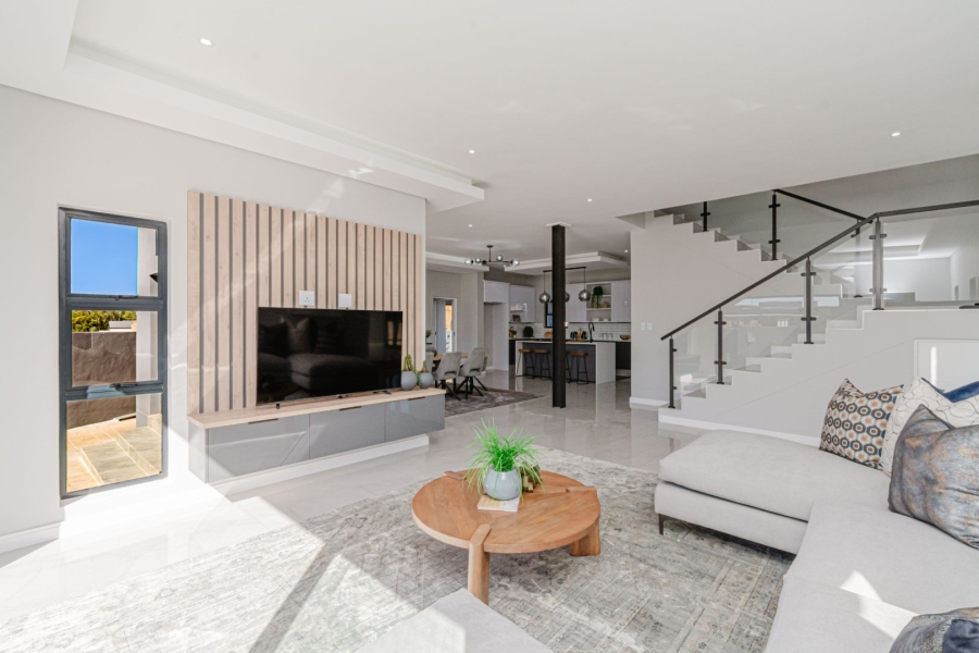 4 Bedroom Property for Sale in Fountainbrook Estate Gauteng