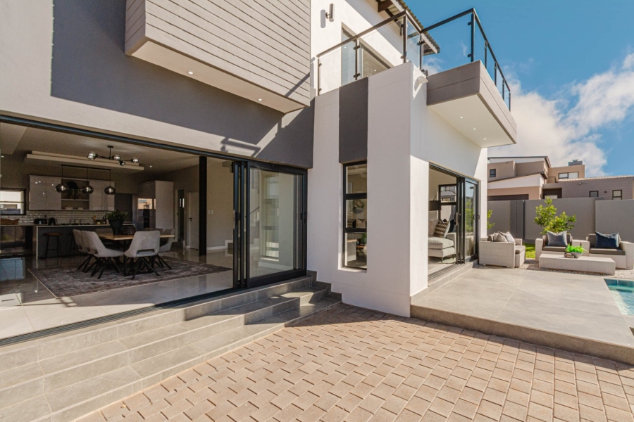 4 Bedroom Property for Sale in Fountainbrook Estate Gauteng