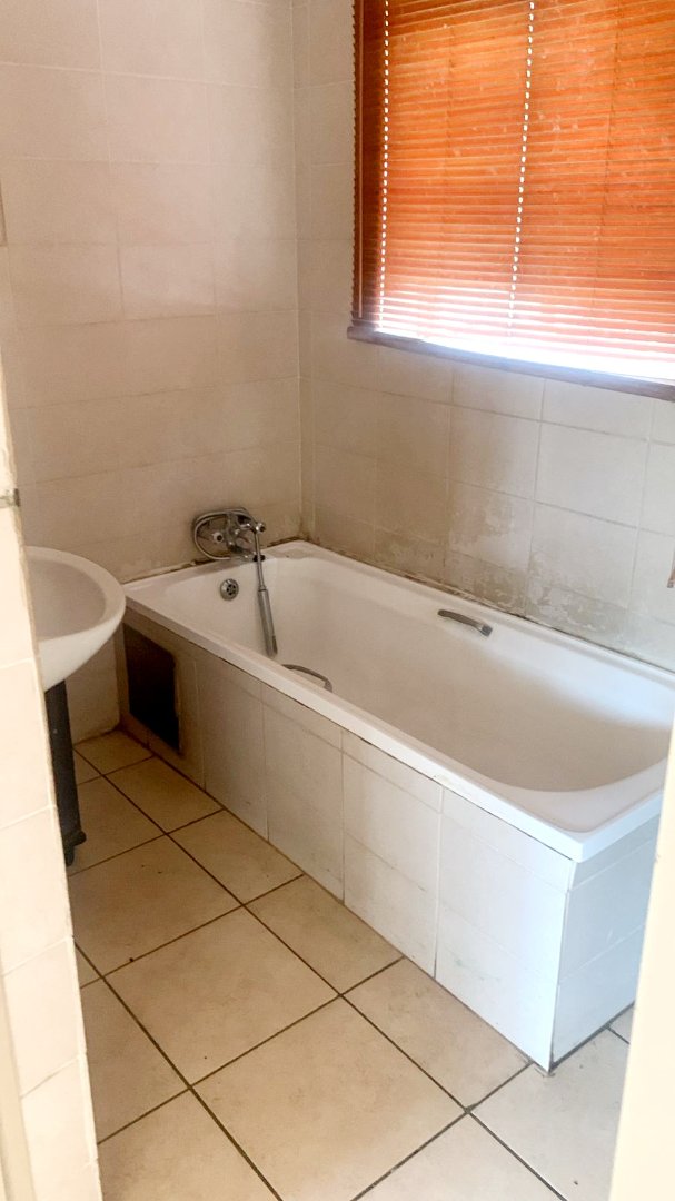 2 Bedroom Property for Sale in Pretoria West Gauteng