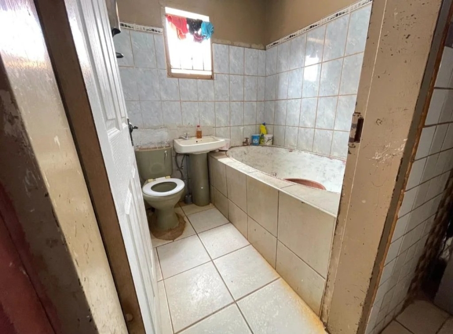 3 Bedroom Property for Sale in Soshanguve East Ext 3 Gauteng