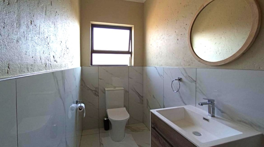 4 Bedroom Property for Sale in Halfway House Gauteng