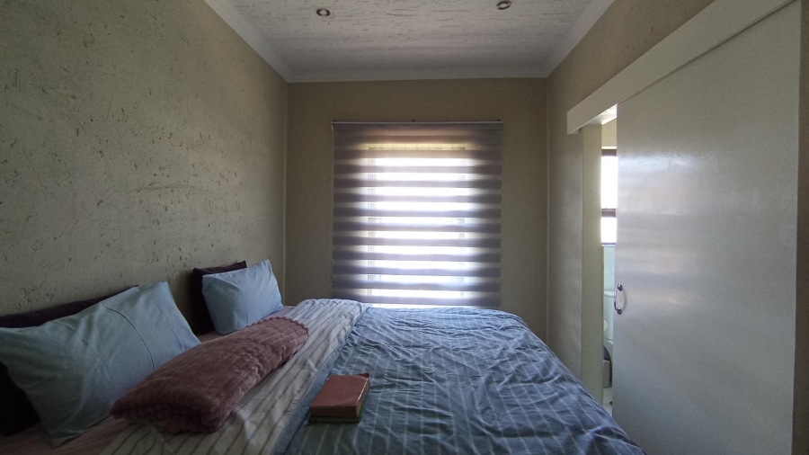 4 Bedroom Property for Sale in Halfway House Gauteng