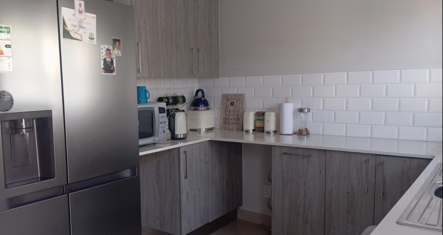 3 Bedroom Property for Sale in Raslouw Gauteng