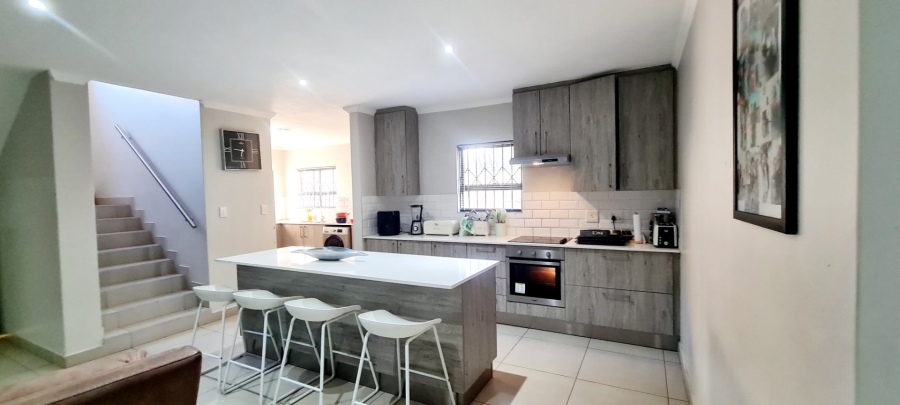 3 Bedroom Property for Sale in Raslouw Gauteng