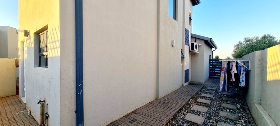3 Bedroom Property for Sale in Raslouw Gauteng