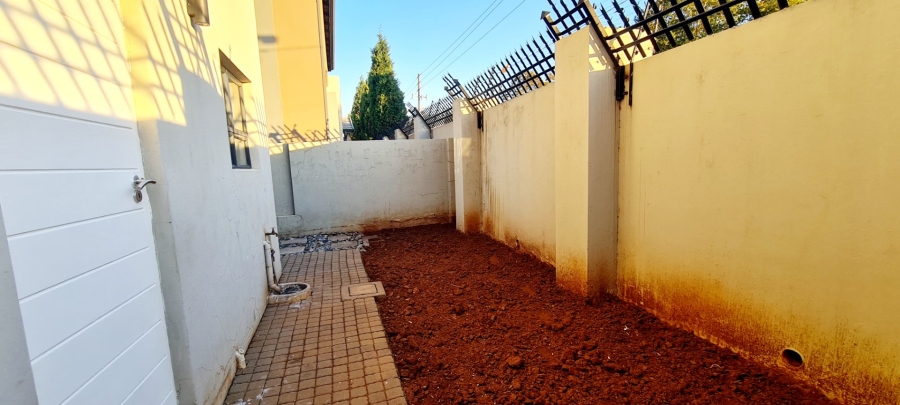 3 Bedroom Property for Sale in Raslouw Gauteng