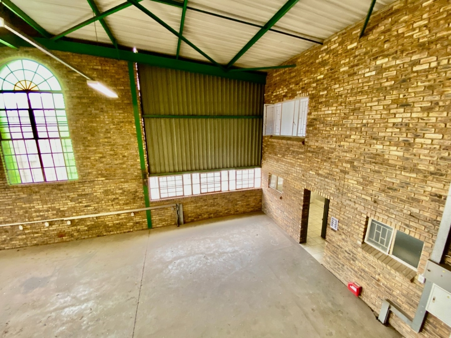 To Let Commercial Property for Rent in Hennopspark Industrial Gauteng