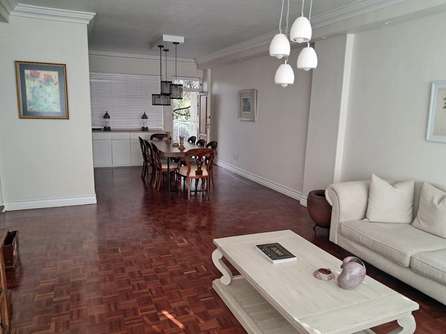  Bedroom Property for Sale in Illovo Gauteng