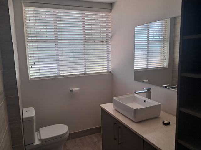  Bedroom Property for Sale in Illovo Gauteng