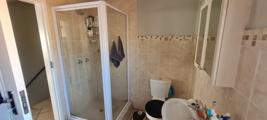 2 Bedroom Property for Sale in Willow Park Manor Gauteng