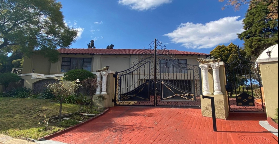 4 Bedroom Property for Sale in Gallo Manor Gauteng