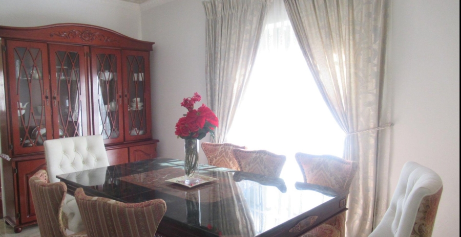 4 Bedroom Property for Sale in Gallo Manor Gauteng