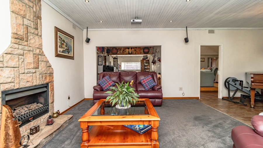 4 Bedroom Property for Sale in Malvern East Gauteng