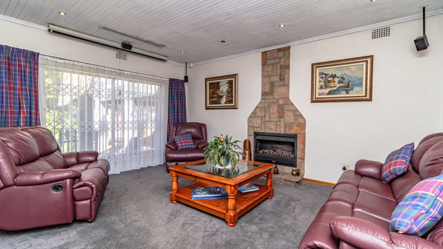 4 Bedroom Property for Sale in Malvern East Gauteng